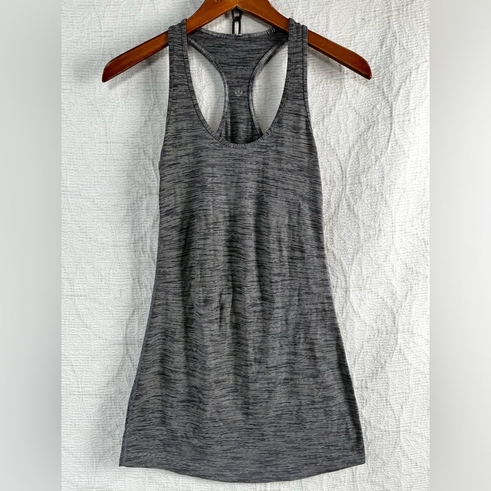 Lululemon Grey Black White Striped Tank Top Racer Back XS Athletic Active Wear